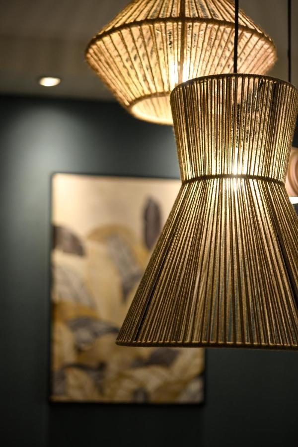 Sunny Luxury Suite Grey カヴァラ エクステリア 写真